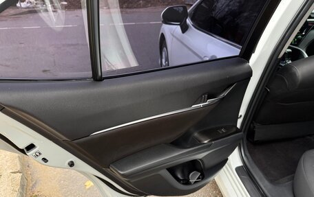 Toyota Camry, 2021 год, 2 950 000 рублей, 11 фотография