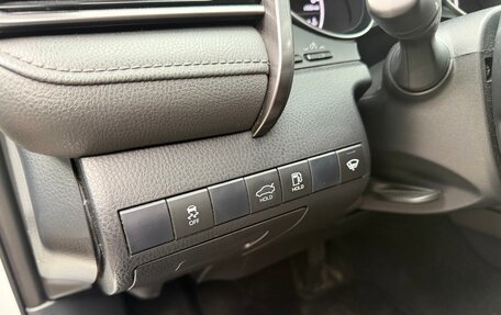 Toyota Camry, 2021 год, 2 950 000 рублей, 19 фотография