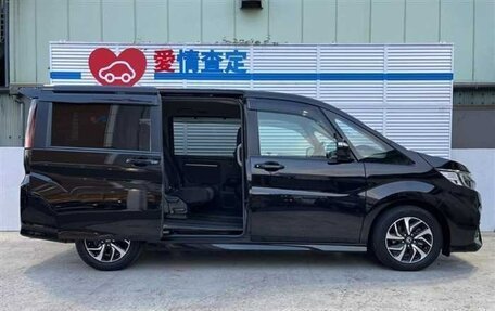 Honda Stepwgn IV, 2019 год, 1 750 007 рублей, 8 фотография