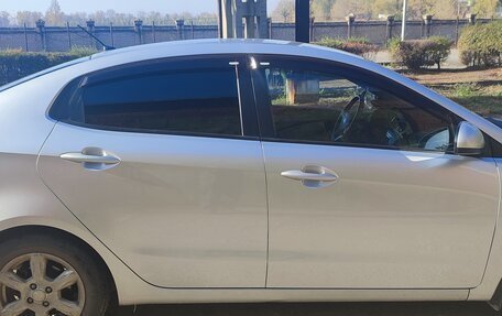 KIA Rio III рестайлинг, 2014 год, 830 000 рублей, 2 фотография