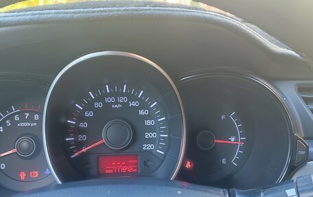 KIA Rio III рестайлинг, 2014 год, 830 000 рублей, 24 фотография