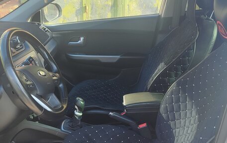 KIA Rio III рестайлинг, 2014 год, 830 000 рублей, 21 фотография