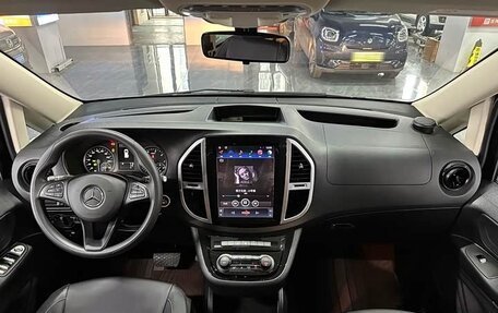 Mercedes-Benz Vito, 2021 год, 4 193 000 рублей, 9 фотография