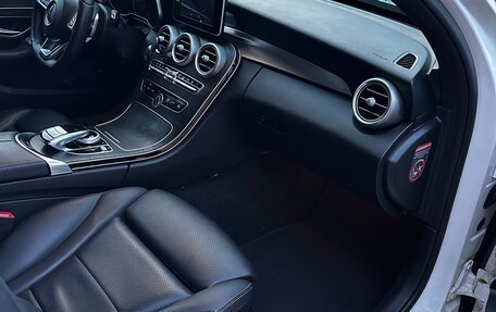 Mercedes-Benz C-Класс, 2018 год, 2 750 000 рублей, 15 фотография