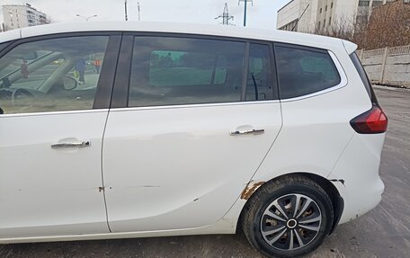 Opel Zafira C рестайлинг, 2013 год, 1 000 000 рублей, 6 фотография