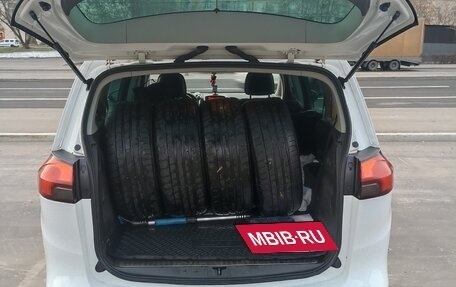 Opel Zafira C рестайлинг, 2013 год, 1 000 000 рублей, 8 фотография