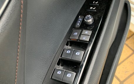 Toyota Camry, 2020 год, 3 100 000 рублей, 5 фотография