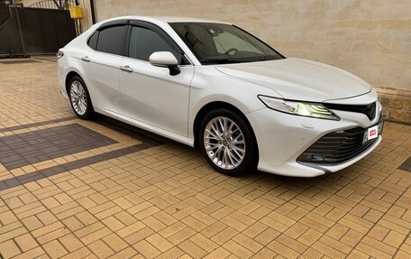 Toyota Camry, 2020 год, 3 100 000 рублей, 10 фотография