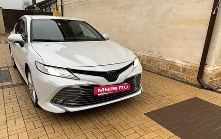 Toyota Camry, 2020 год, 3 100 000 рублей, 12 фотография