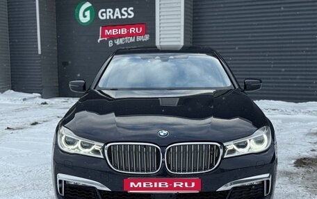 BMW 7 серия, 2015 год, 3 750 000 рублей, 4 фотография