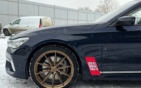 BMW 7 серия, 2015 год, 3 750 000 рублей, 13 фотография