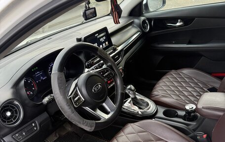 KIA Cerato IV, 2021 год, 1 350 000 рублей, 6 фотография