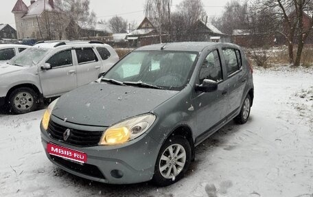 Renault Sandero I, 2011 год, 380 000 рублей, 1 фотография