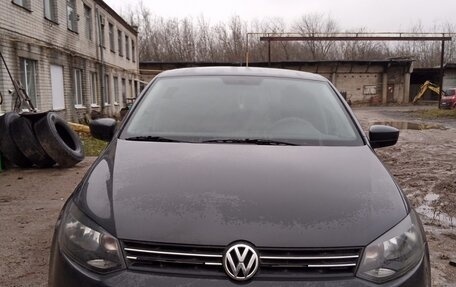 Volkswagen Polo VI (EU Market), 2013 год, 820 000 рублей, 1 фотография