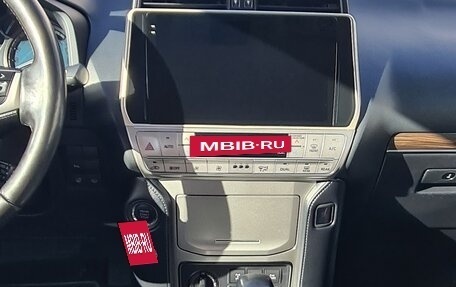 Toyota Land Cruiser Prado 150 рестайлинг 2, 2018 год, 4 950 000 рублей, 9 фотография