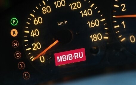 Suzuki Swift II, 2002 год, 329 000 рублей, 14 фотография