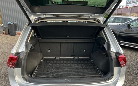 Volkswagen Tiguan II, 2018 год, 1 990 000 рублей, 8 фотография