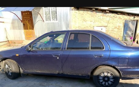 Nissan Almera, 2000 год, 300 000 рублей, 1 фотография