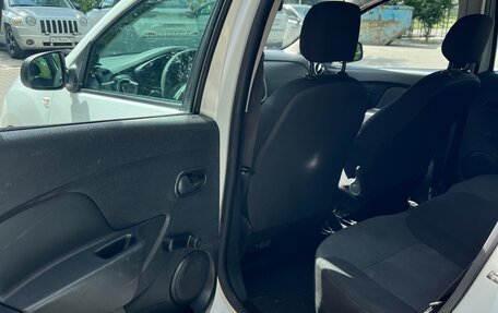 Renault Logan II, 2014 год, 535 000 рублей, 8 фотография