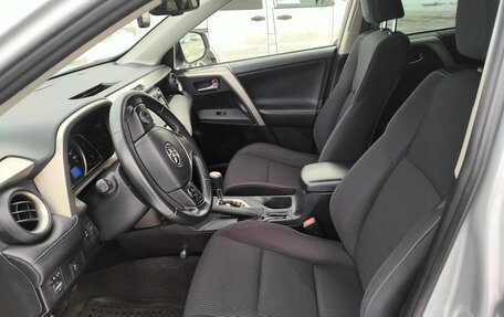 Toyota RAV4, 2015 год, 2 400 000 рублей, 6 фотография