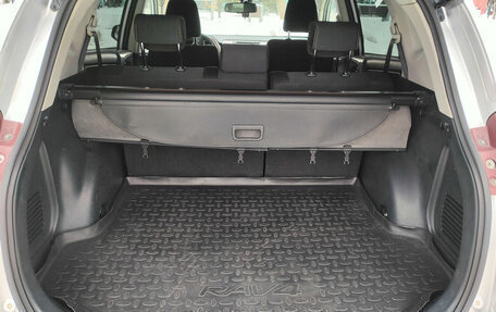 Toyota RAV4, 2015 год, 2 400 000 рублей, 8 фотография