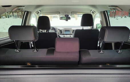 Toyota RAV4, 2015 год, 2 400 000 рублей, 9 фотография