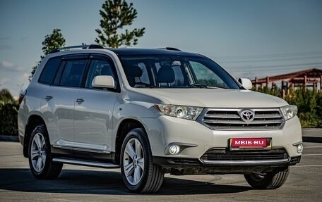 Toyota Highlander III, 2010 год, 2 147 500 рублей, 1 фотография