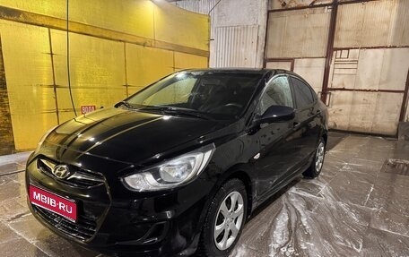 Hyundai Solaris II рестайлинг, 2013 год, 870 000 рублей, 1 фотография