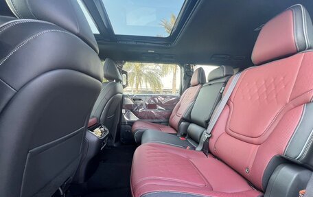 Infiniti QX80, 2025 год, 19 990 000 рублей, 14 фотография