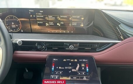 Infiniti QX80, 2025 год, 19 990 000 рублей, 18 фотография