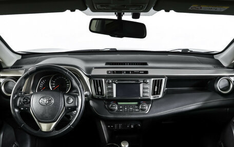 Toyota RAV4, 2015 год, 1 986 000 рублей, 14 фотография