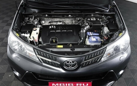 Toyota RAV4, 2015 год, 1 986 000 рублей, 9 фотография