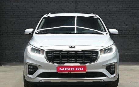 KIA Carnival III, 2019 год, 3 330 000 рублей, 3 фотография