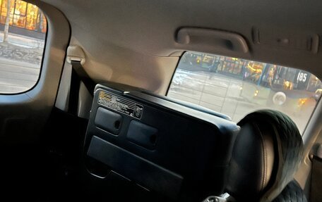 Toyota Land Cruiser 200, 2012 год, 5 600 000 рублей, 7 фотография