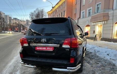 Toyota Land Cruiser 200, 2012 год, 5 600 000 рублей, 3 фотография
