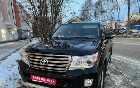 Toyota Land Cruiser 200, 2012 год, 5 600 000 рублей, 2 фотография