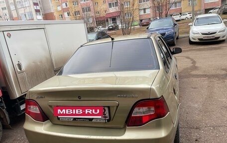 Daewoo Nexia I рестайлинг, 2011 год, 70 000 рублей, 3 фотография