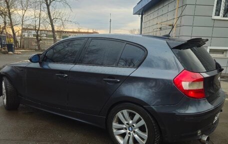 BMW 1 серия, 2006 год, 590 000 рублей, 5 фотография