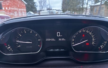 Peugeot 2008 II, 2014 год, 740 000 рублей, 9 фотография