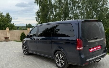 Mercedes-Benz V-Класс, 2017 год, 5 100 000 рублей, 3 фотография