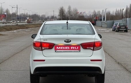 KIA Rio III рестайлинг, 2016 год, 995 000 рублей, 4 фотография