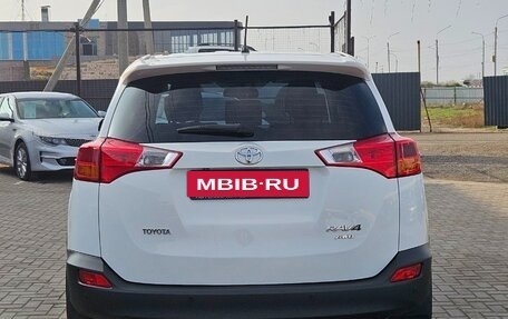 Toyota RAV4, 2013 год, 1 899 990 рублей, 5 фотография