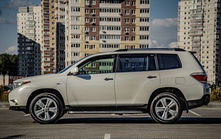 Toyota Highlander III, 2010 год, 2 147 500 рублей, 6 фотография