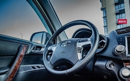 Toyota Highlander III, 2010 год, 2 147 500 рублей, 18 фотография