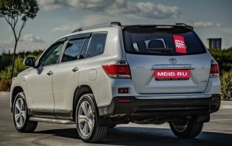 Toyota Highlander III, 2010 год, 2 147 500 рублей, 7 фотография