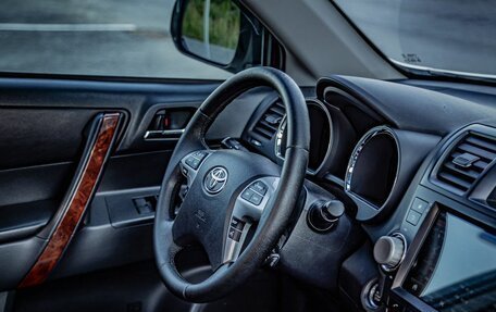 Toyota Highlander III, 2010 год, 2 147 500 рублей, 20 фотография