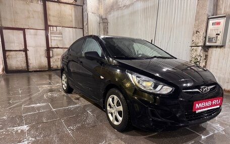 Hyundai Solaris II рестайлинг, 2013 год, 870 000 рублей, 7 фотография