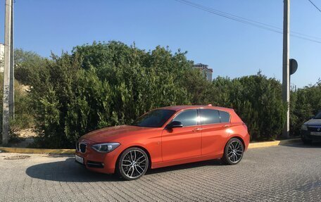 BMW 1 серия, 2011 год, 1 299 000 рублей, 8 фотография