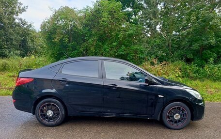 Hyundai Solaris II рестайлинг, 2013 год, 930 000 рублей, 6 фотография