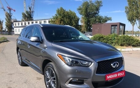 Infiniti QX60 I рестайлинг, 2018 год, 2 790 000 рублей, 2 фотография